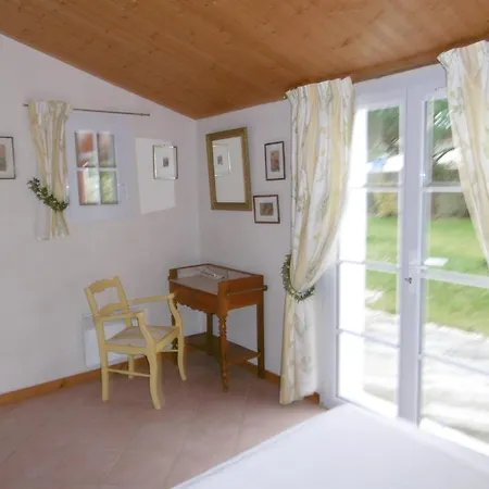 Maison Calme Avec Jardin Noirmoutier, Proche - Fr-1-823-83 *